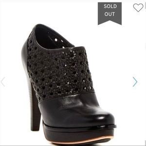 Ugg Fatima Back Leather Booties